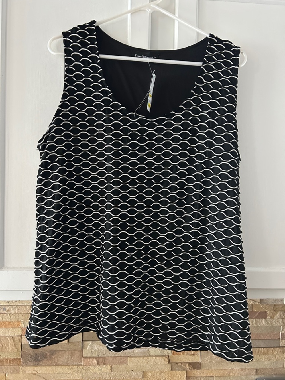 NWT Black & White Patterned Sleeveless Top